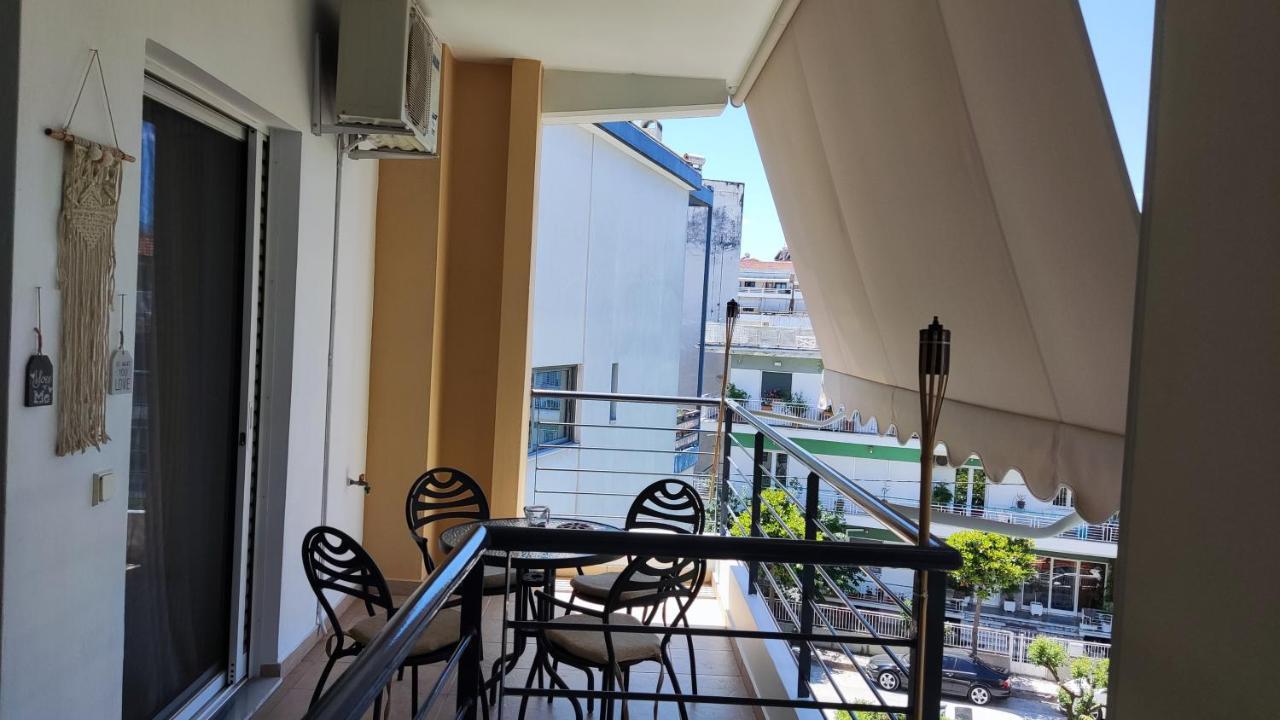 Rock & Roll 2 - Modern Apartment In Trikala エクステリア 写真